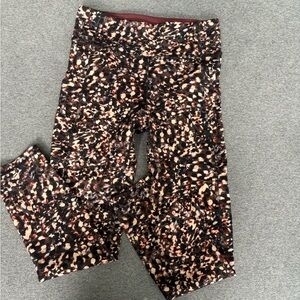 Lululemon leggings. Size 6. No tag.